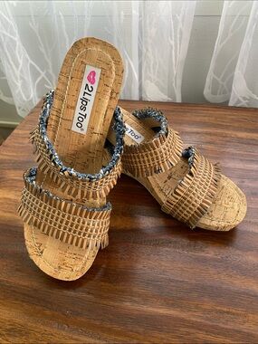 2 Lips Too Wedge Sandals